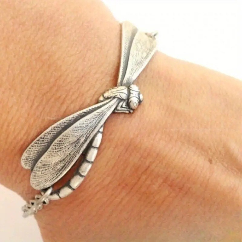 Yingxiang Cross-Border Creative Retro Dragonfly Shape Bracelet Summer Fashion Personality Elegant Versatile Women's Hand Jewelry Wholesale