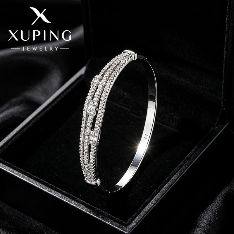 Pulsera Multicapa con Cierre de Aleación de Cobre y Circonia Galvanizada para Mujeres image 1