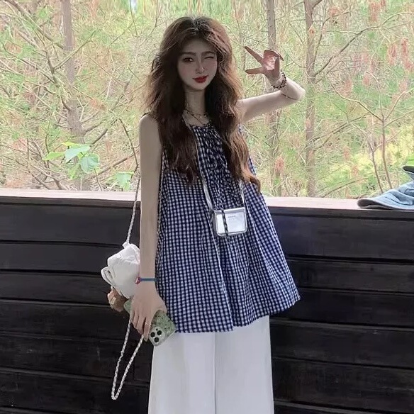 French Retro Plaid Sleeveless Shirt Outer Vest Fashionable Age-Reducing Petite Slimming Doll Shirt Top for Women Summer French Retro Plaid Sleeveless Shirt Outer Vest Fashionable Age-Reducing Petite Slimming Doll Shirt Top for Women Summer
