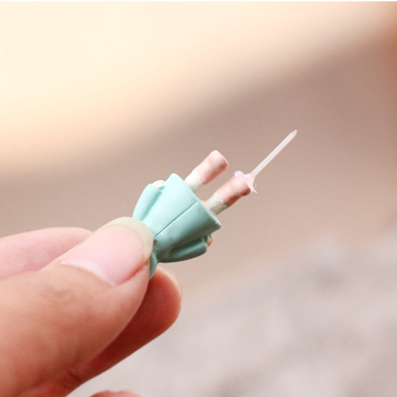 Moss micro landscape doll fixed needle stick DIY material glass bottle decoration bottom small foot plug-in fixed needle