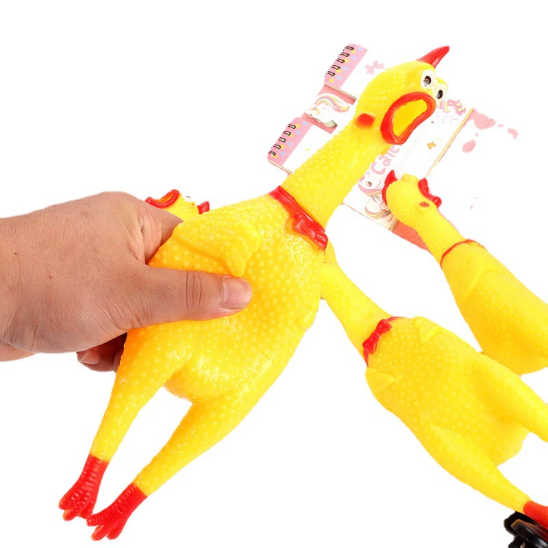 Крикливый цыпленок, игрушка, борьба, издает звуки