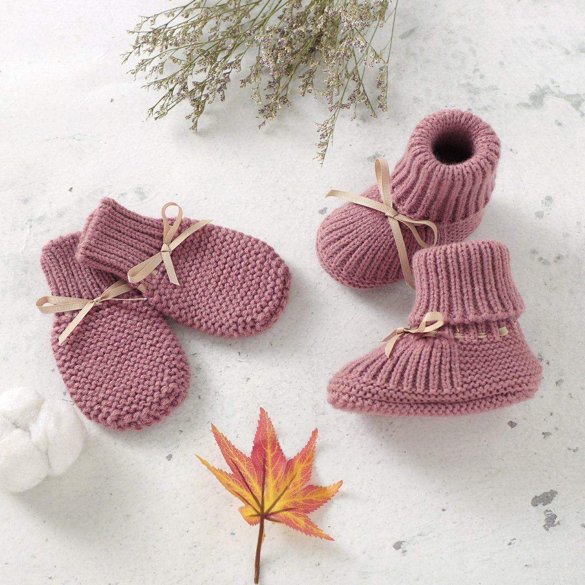 Baby Gloves and Shoes Set Color 4