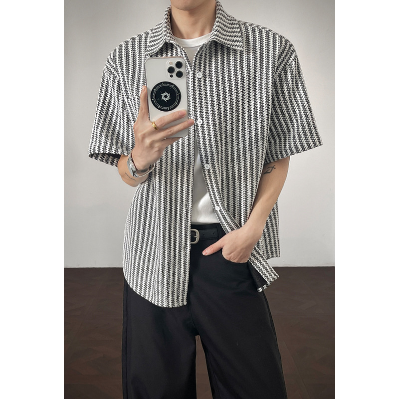 Fishbone Pattern Old Money Style Short-sleeve For Men, Spring Boxy Short Wide, Accentuates Shoulder Width, Stylish And_voghion.com