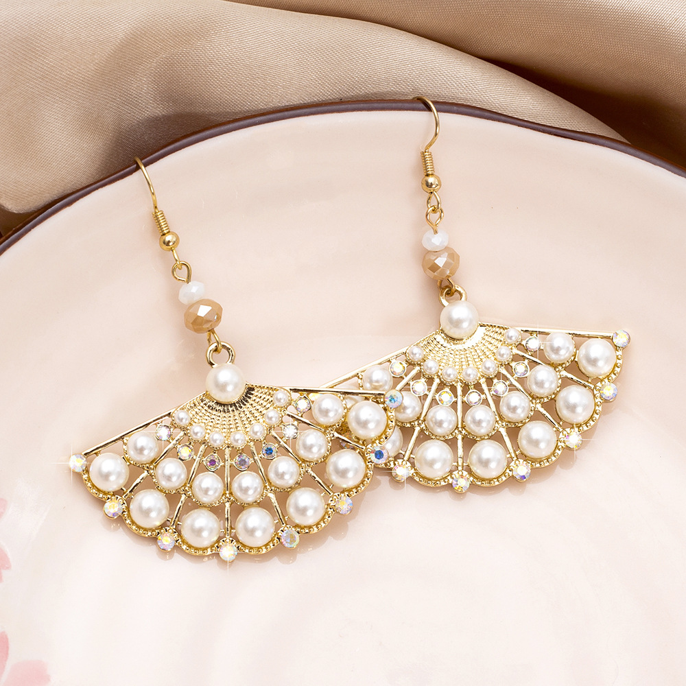 1 Pair Casual Ethnic Style Sector Hollow Out Inlay Alloy Artificial Pearls Rhinestones Drop Earrings display picture 4