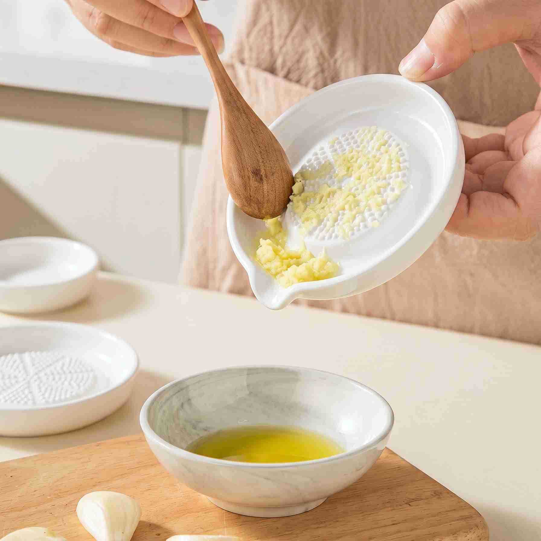 Ceramic ginger grinder, ginger and garlic seasoning grinder, manual garlic and ginger grinding disc, garlic grinding bowl, yam paste grinder