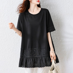 大きいサイズの婦人服2025夏の新型のゆったりしたタイプのファッションの透かし彫りの刺繍のレースのtシャツの上着