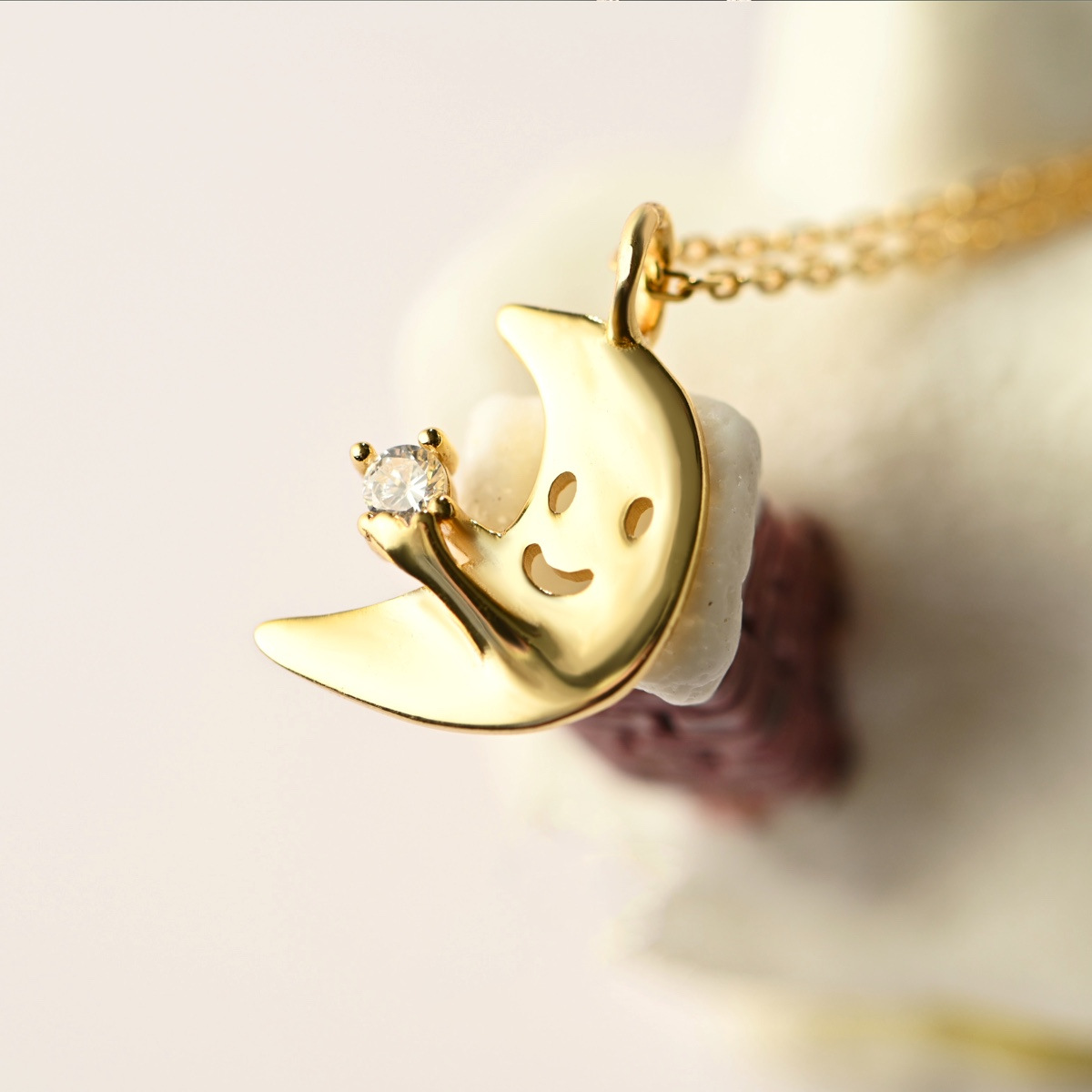 Cartoon Style Moon Sterling Silver Zircon Pendant Necklace In Bulk display picture 2