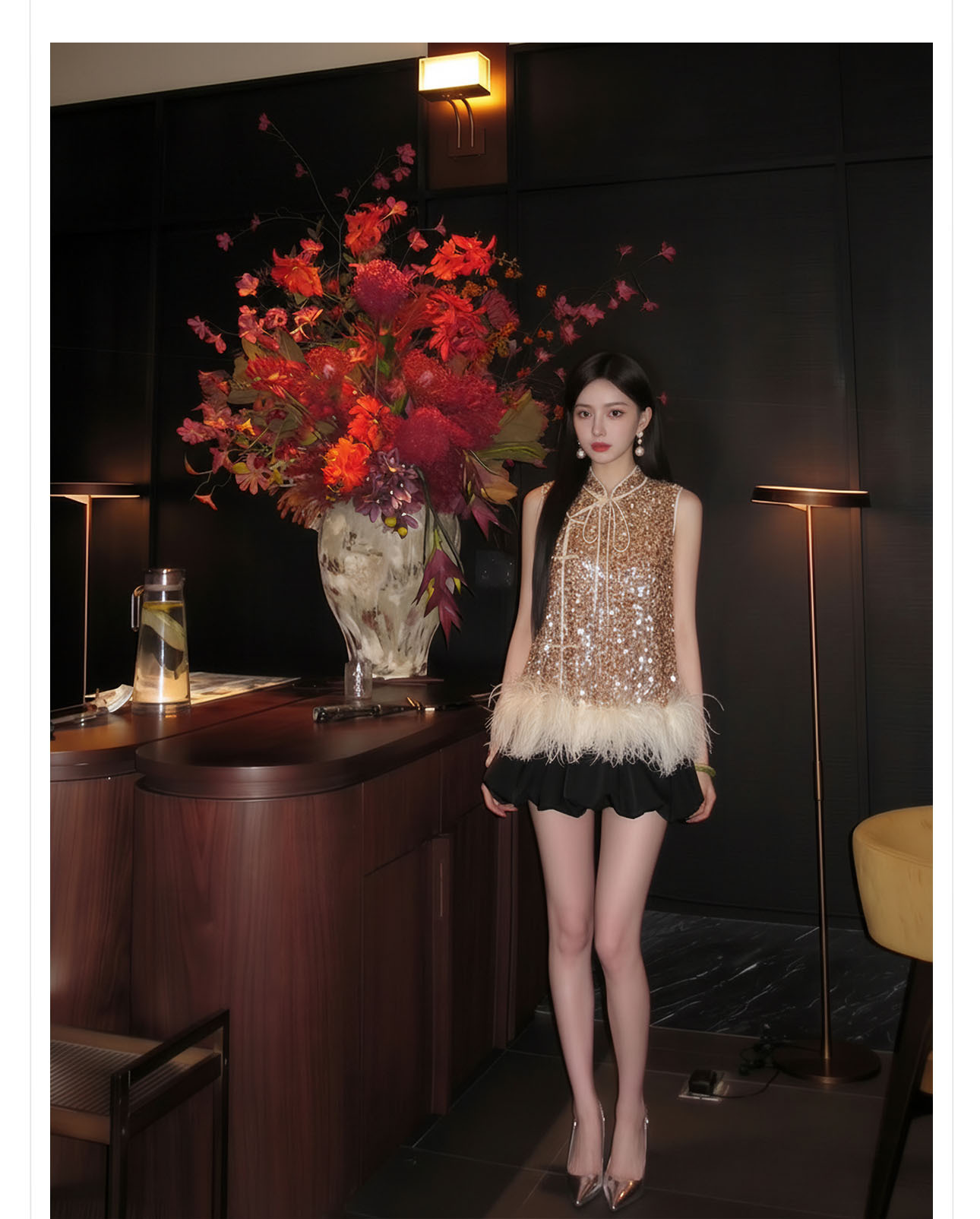 Bộ áo khoác không tay kết hợp váy ngắn phong cách tân cổ điển, đính lông đà điểu và sequin — Lạc đà [Áo khoác không tay], Mơ [Váy ngắn] chi tiết 14