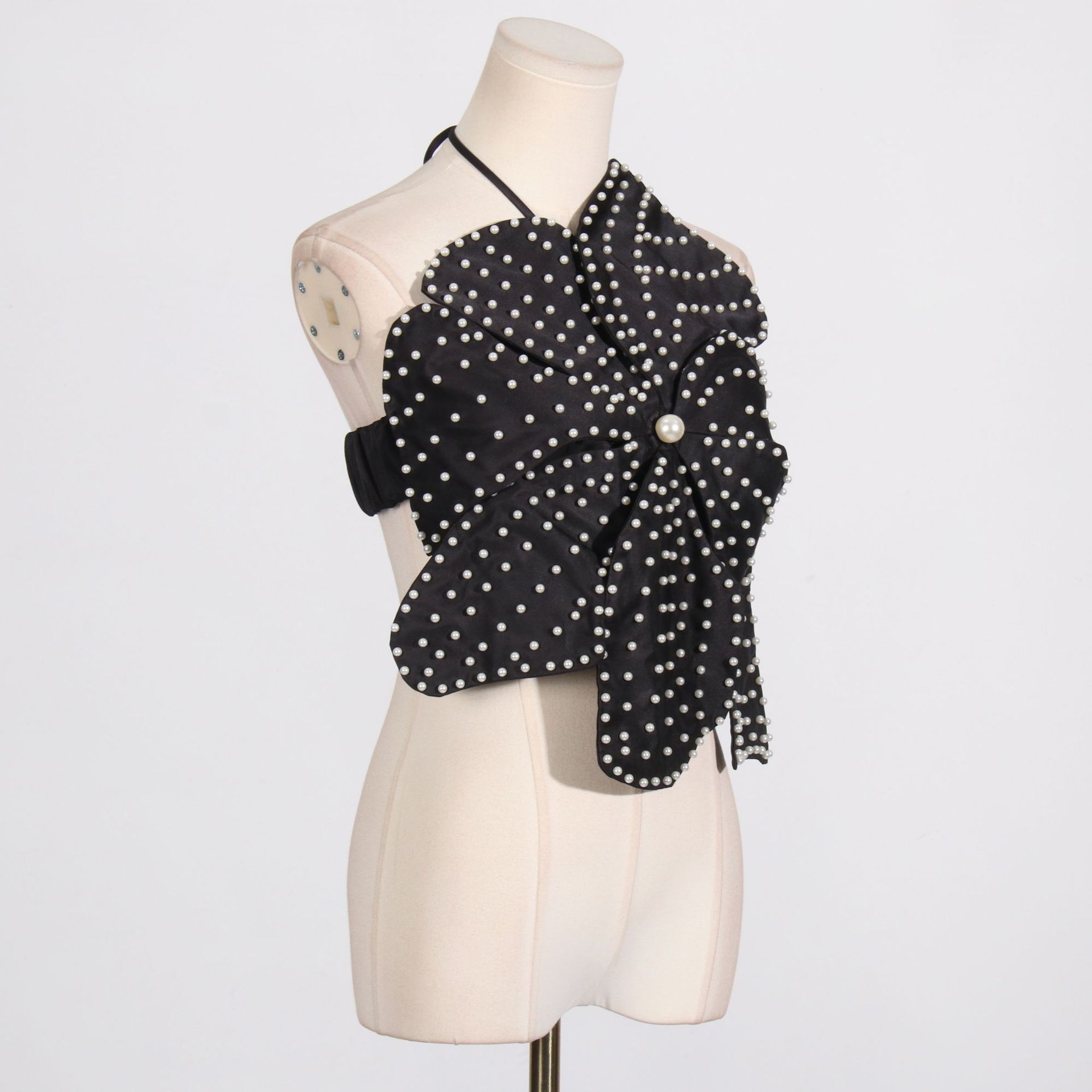 Women's Clothing 2024 Spring and Summer New Sexy Pearl Inlaid Three Dimensional Flower Splicing Design Halter Neck Tube Top Lace up Top for Women_voghion.com