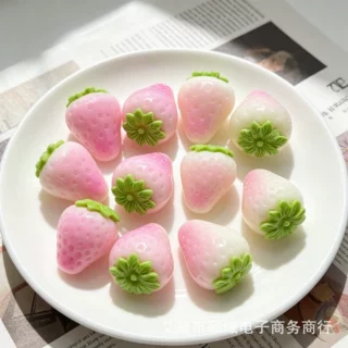 立体仿真食玩奶油草莓树脂配件diy发饰头绳手机壳冰箱贴吊坠材料