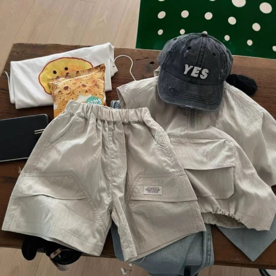 [94% favorable rating] boys' fashion fried street suit 2025 summer children's little boys handsome hooded