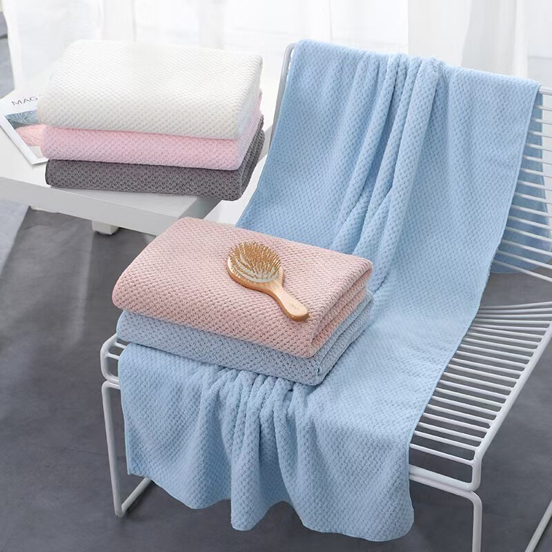 Pineapple Grids Bath Towel Household Adult Bath High Density Coral Velvet Beach Towel 70*14090*170 Large Towel Wholesale