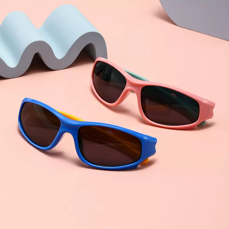 硅胶腿新款儿童太阳镜运动骑行太阳镜欧美双色复古驾驶儿童墨镜