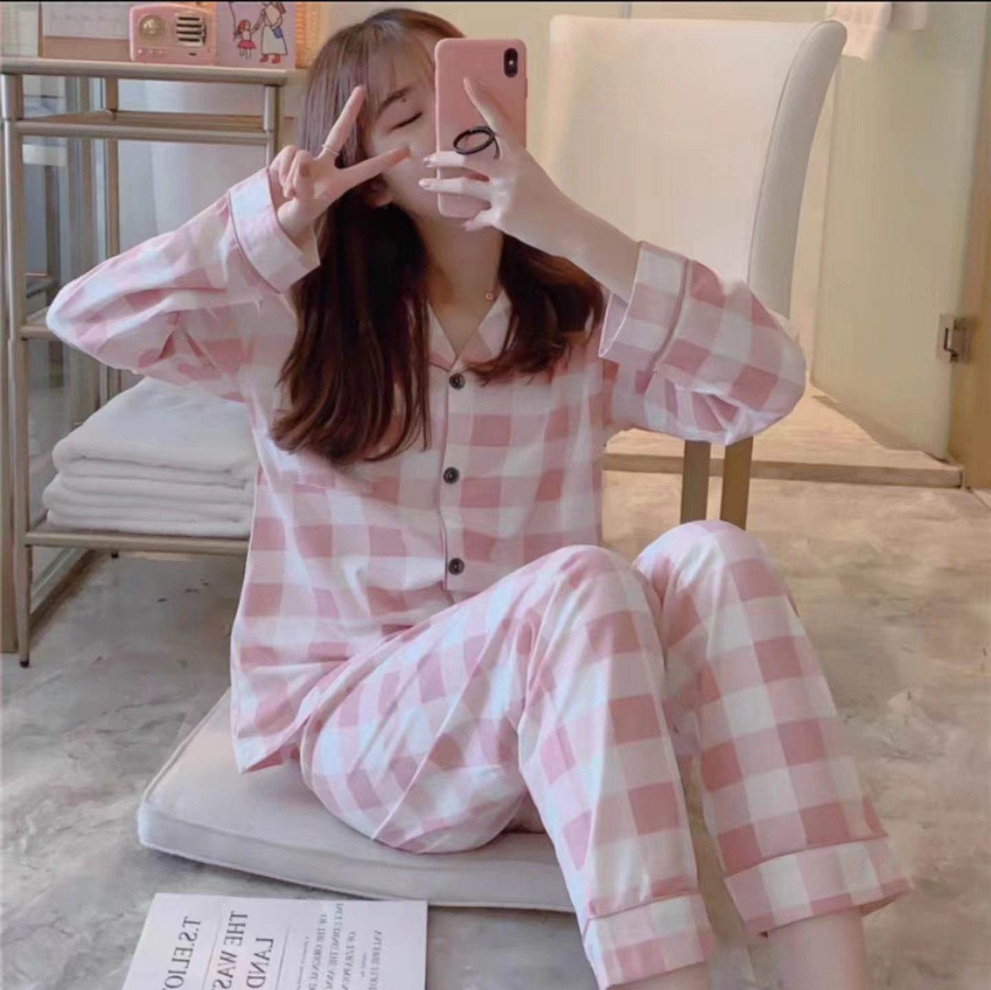 Pijamas rojos en línea primavera 2024 mujeres caricaturas amor inns pantalones de manga larga ropa para el hogar pijamas transfronterizos comercio exterior