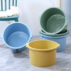 收纳箱;塑料桌椅;垃圾桶