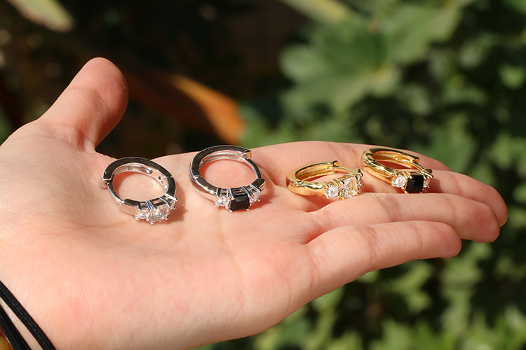 6g Weight Zircon Inlay Material Earrings Classification Simple Inlaid Zircon Hoop Copper Earrings