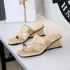 6725-2 golden's image