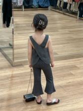 �n��Ůͯ�ļ��r�������������¶������+��ɫ����ѝ�ɼ������b