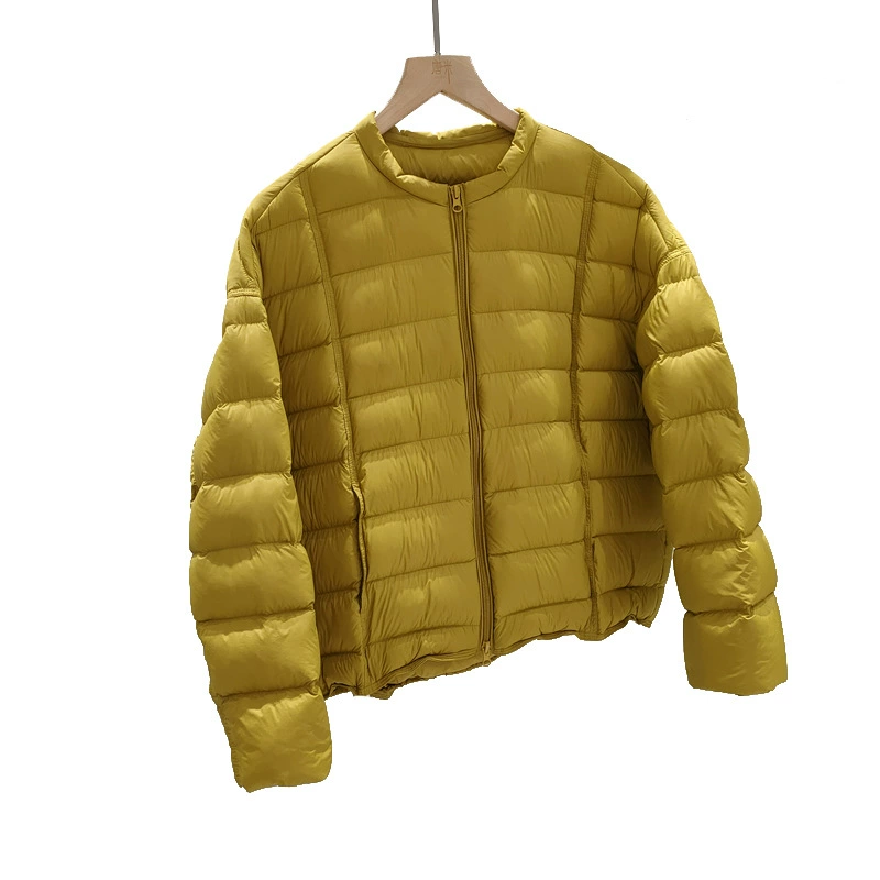 Бархатная короткая демисезонная легкая и тонкая пуховка, утка-пух, oversized, круглый ворот