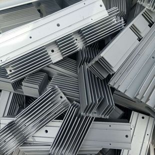 �U�X�߃r�������T�F��֧��