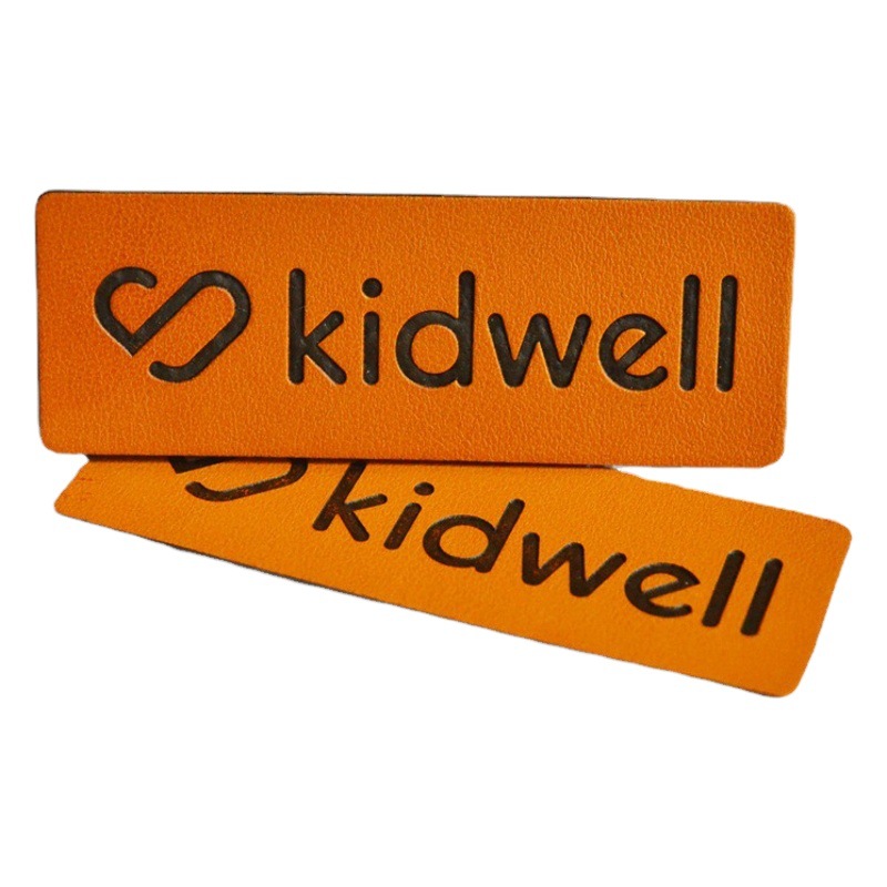 カスタマイズされた衣類 PU レザーラベルエンボスロゴ本革レザーブランドホットスタンピングマイクロファイバーレザーバッグジーンズシューズレザーレザーブランド