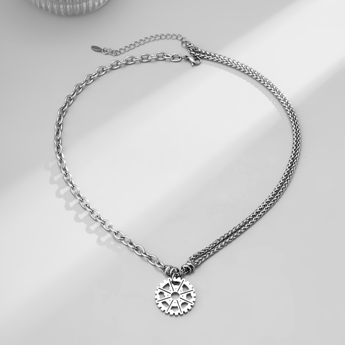 1 Piece Simple Style Gear Titanium Steel Irregular Unisex Pendant Necklace