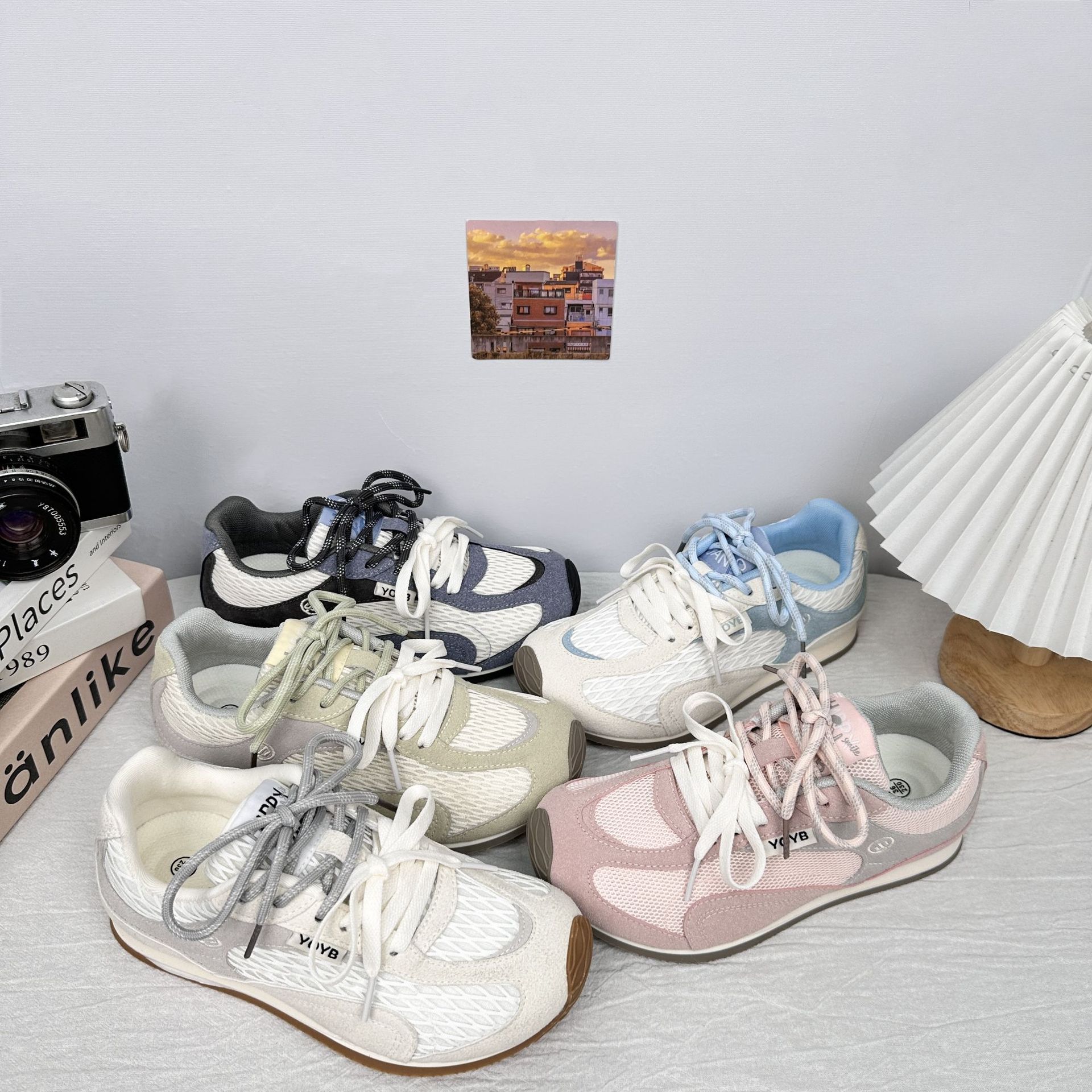 Zapatos de red deportiva de todo fósforo de onda lejana 2025 nuevos zapatos de entrenamiento alemán retro de nicho zapatillas de deporte casuales planas resistentes al desgaste
