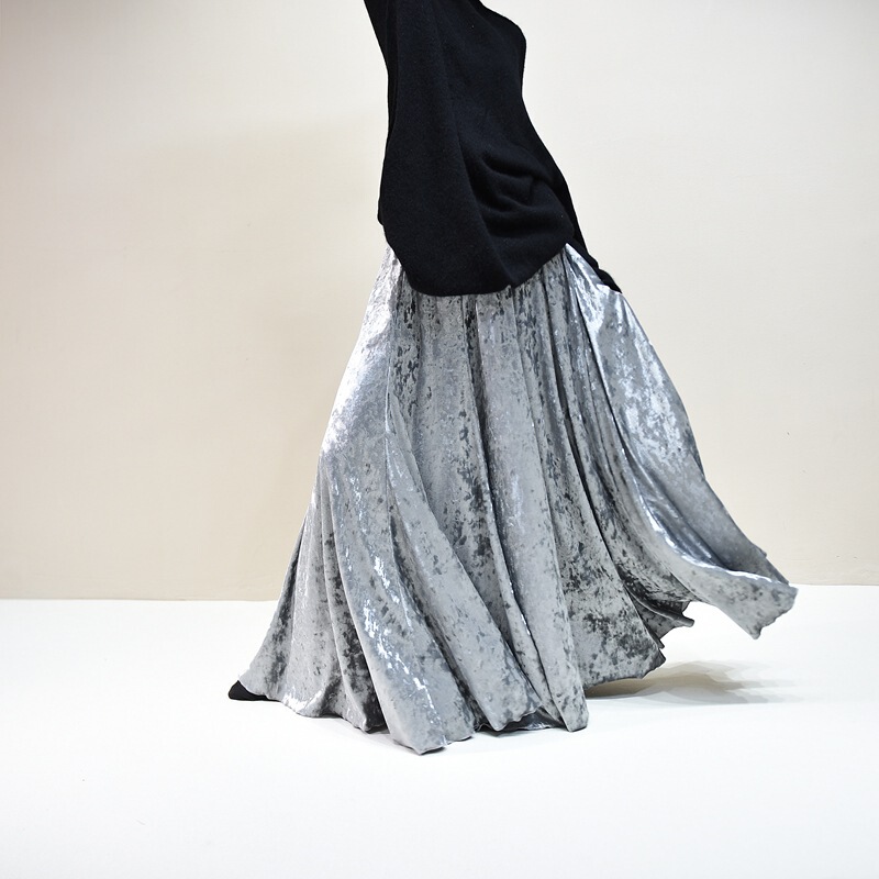Retro New Chinese Style Pleated Diamond Velvet A-Line Skirt for Women, High Waist Pleated Umbrella Skirt, Slimming Long Skirt for Spring and Autumn