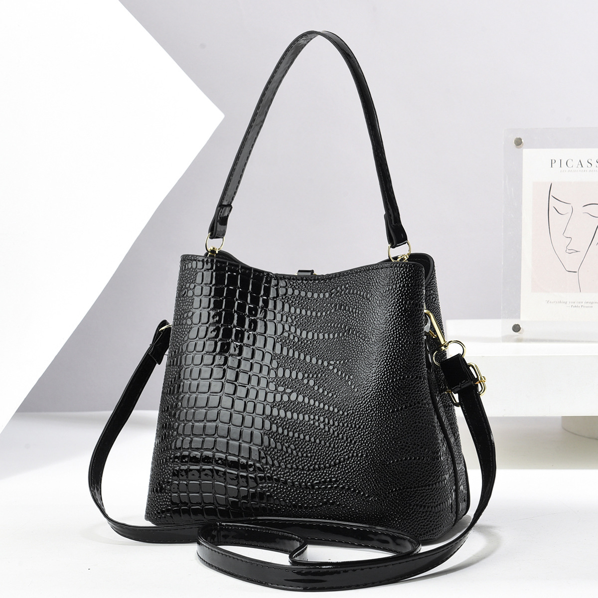 Sewing Thread Fashion Element Women's Pu Leather Solid Color Crocodile Classic Style Sewing Thread Bucket Zipper Crossbody Bag