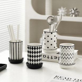 �ձ��L�rˮ�մɿ���Ͳ�����¿��t���ӿ����ռ{�ЏN�����ӻ\��Ͱ