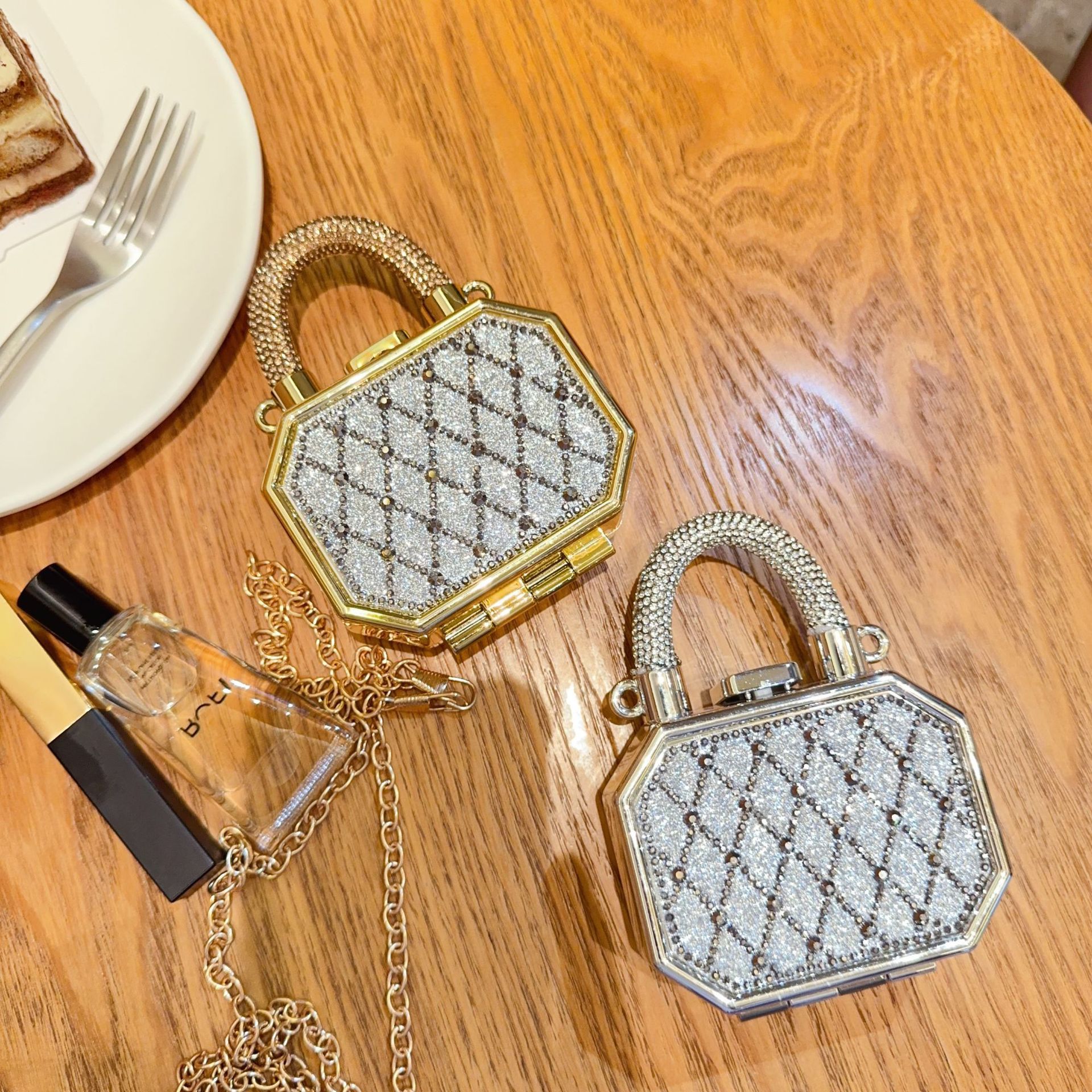 Mini borsa estiva in acrilico per donne e bambini con decorazioni in strass, elegante borsa dal design transfrontaliero unico_voghion.com