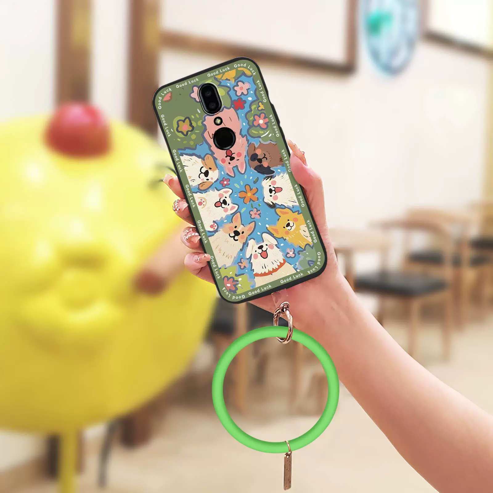 适用夏普手机壳潮流简约个性男女款质感液态挂手腕卡通奢华新款