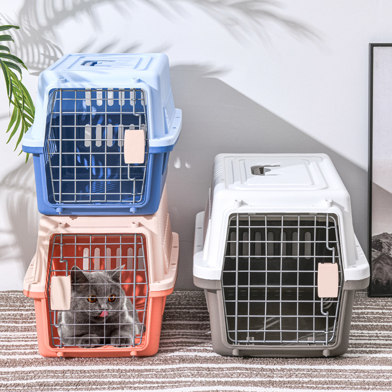 In stock wholesale pet portable air box car dog cage portable cat travel consignment box