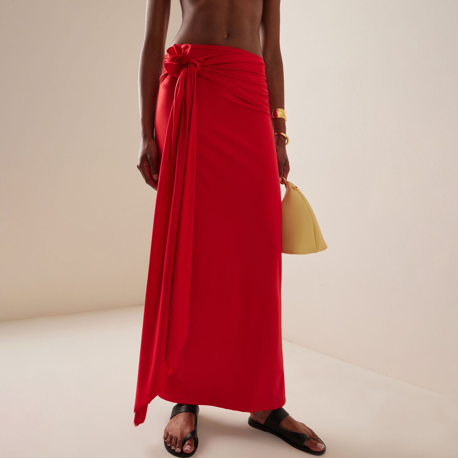 2024 Europa y América trajes de baño de verano nuevo hombro único estereoscópico flores vacaciones junto al mar trajes de baño unidos trajes de playa mujeres transfronterizos