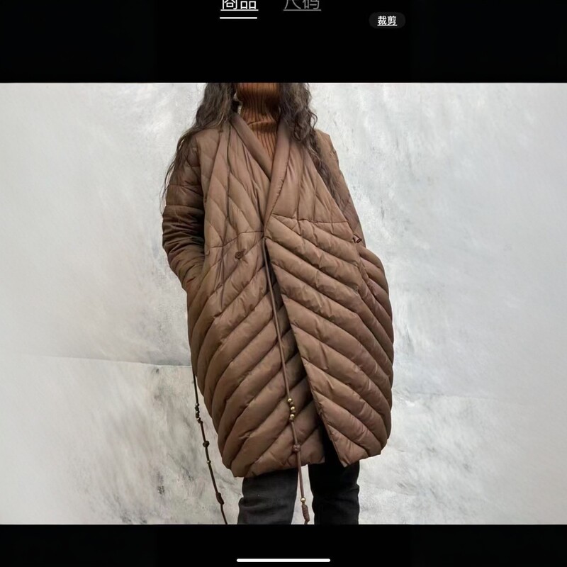 Streamer's Detailed Review: Special Offer Designer-Style New Chinese-Style Twill 90% down Jacket for Women, New Winter Long Coat for Women Streamer's Detailed Review: Special Offer Designer-Style New Chinese-Style Twill 90% down Jacket for Women, New Winter Long Coat for Women