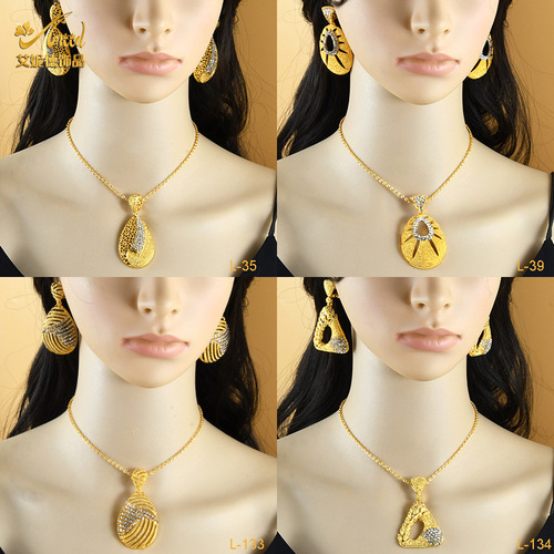 Cross-border 24k gold-plated Dubai bride full diamond necklace and earring set, European and American lady fashionable sand gold accessory set