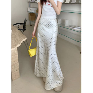 法式緞面波點半身裙女2025春夏新款高腰顯瘦高級感醋酸垂感魚尾裙