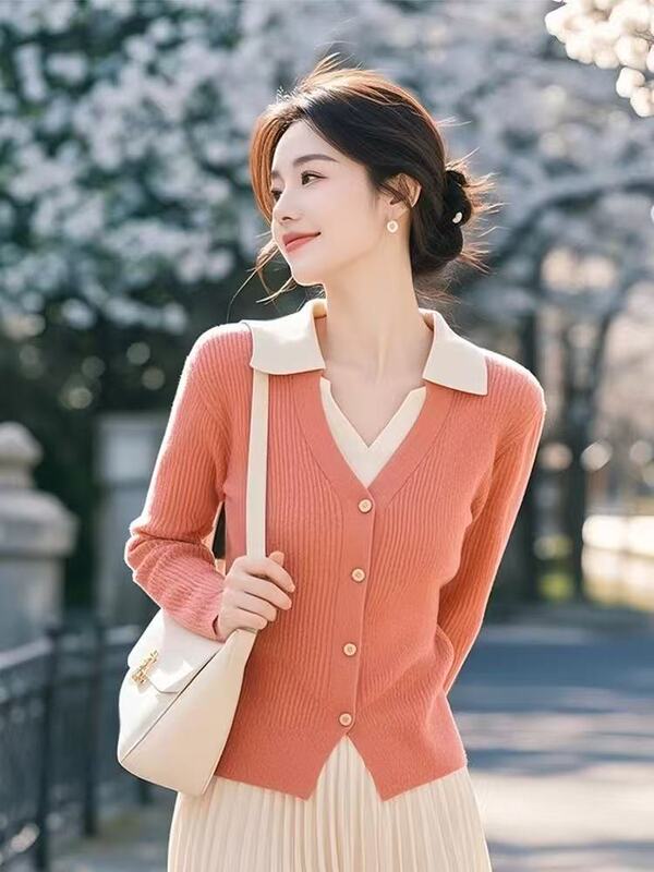 今年流行的漂亮纯色翻领针织开衫女2025早秋别致绝美法式时尚上衣|undefined