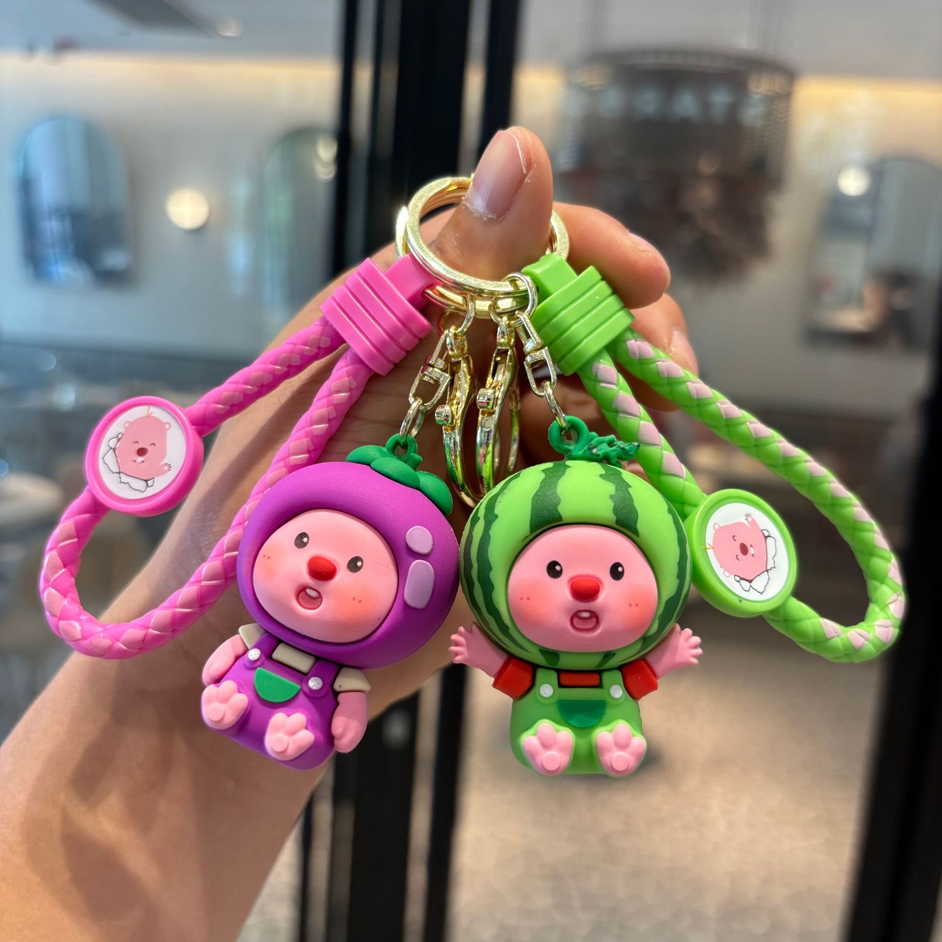 Fruita disfraz Ruby pequeño castor llavero muñeca colgante de PVC pareja pequeño regalo llavero al por mayor