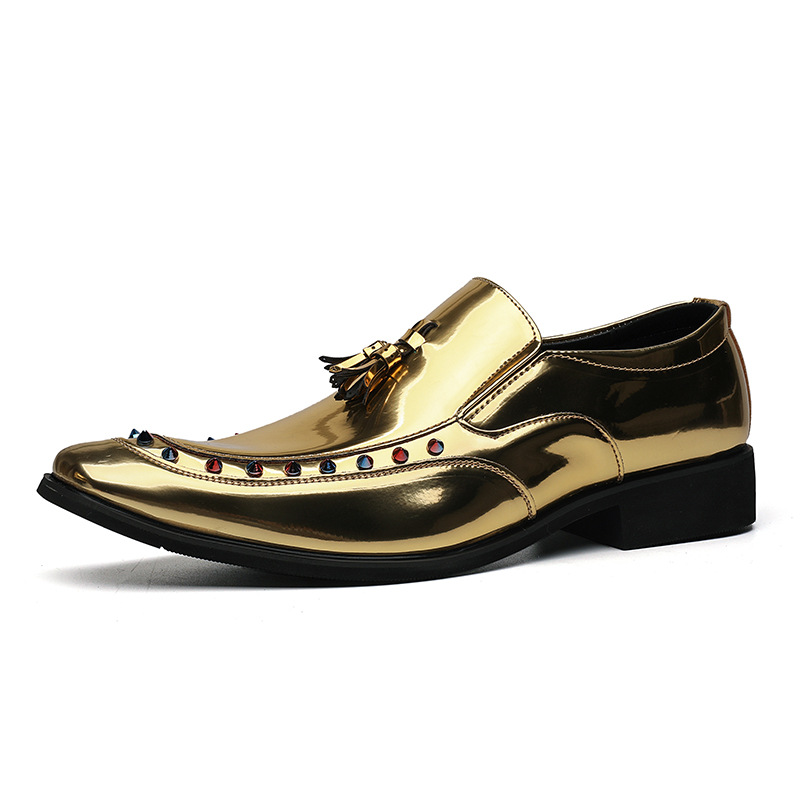 Golden low chelsea square toe