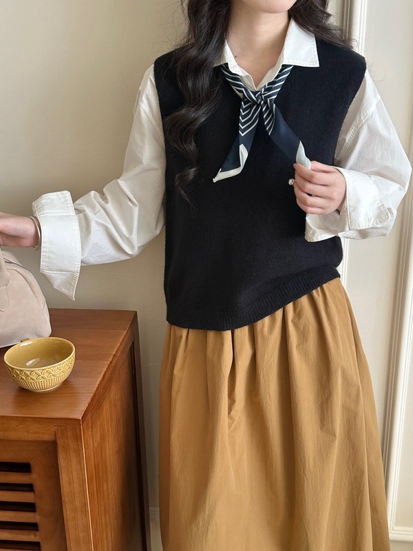 设计感系带丝巾v领针织背心女早秋新款宽松叠穿百搭气质毛衣马甲|undefined