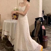 感法式温柔气质字吊带裙女夏季新款收腰重工蕾丝绣花连衣裙