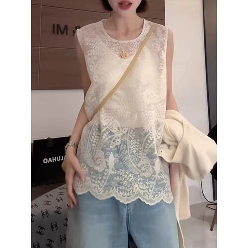 Summer new style French gentle round collar sleeveless embroidered lace shirt for women, folding loose casual top