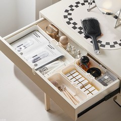 抽屜內分格收納盒內置分隔伸縮化妝品口紅分類梳妝檯深櫃隔板宿舍