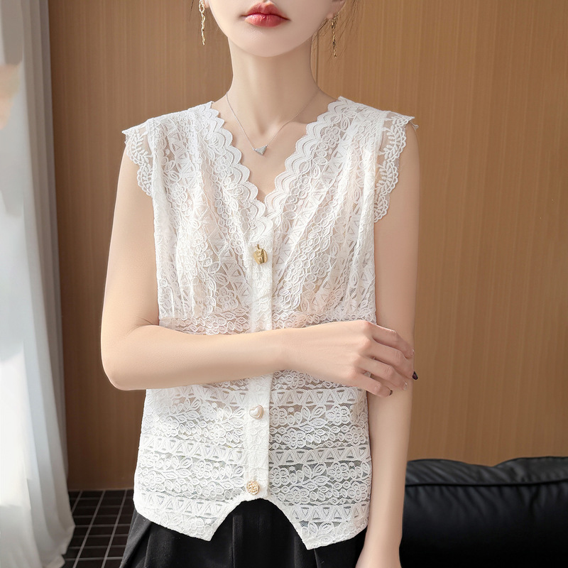 French-Style Lace Sleeveless Top V-Neck Slim Fit Summer Sexy Hollow-Out Vest for Layering or Outerwear French-Style Lace Sleeveless Top V-Neck Slim Fit Summer Sexy Hollow-Out Vest for Layering or Outerwear