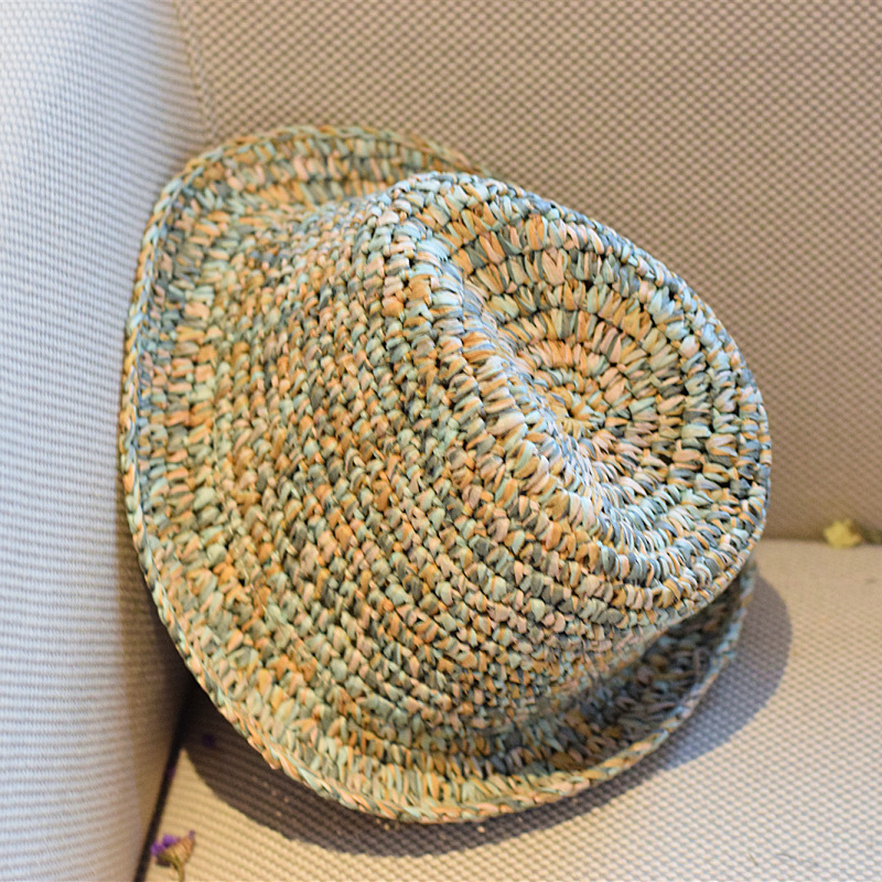 Fresh and Simple Mixed Color Handmade Crochet Straw Jazz Hat for Women, Spring and Summer Vacation Sunshade Foldable Straw Hat for Men