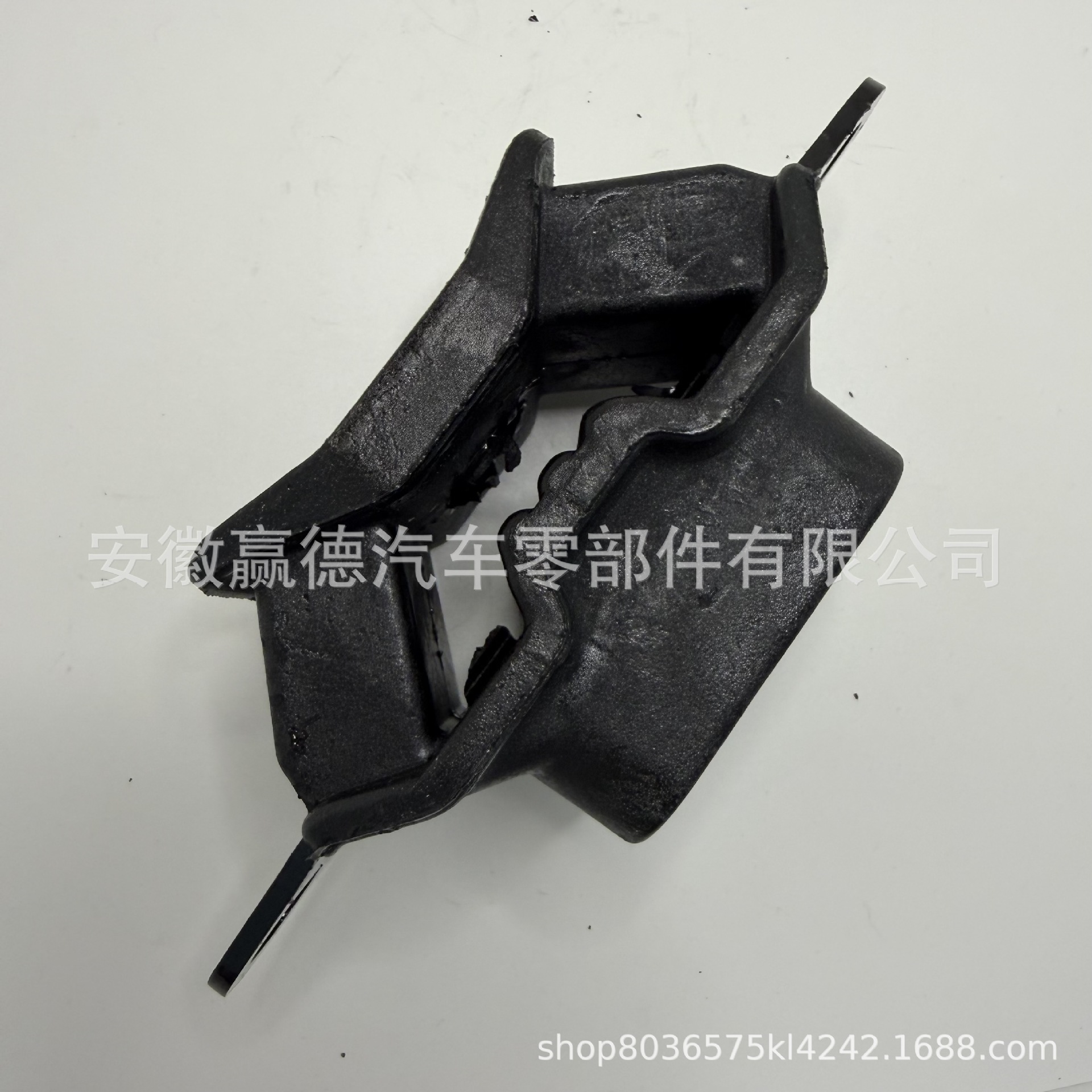 11220-3VA0A 11220-1HA0B is suitable for use as engine mount rubber for Nissan Sunny N17