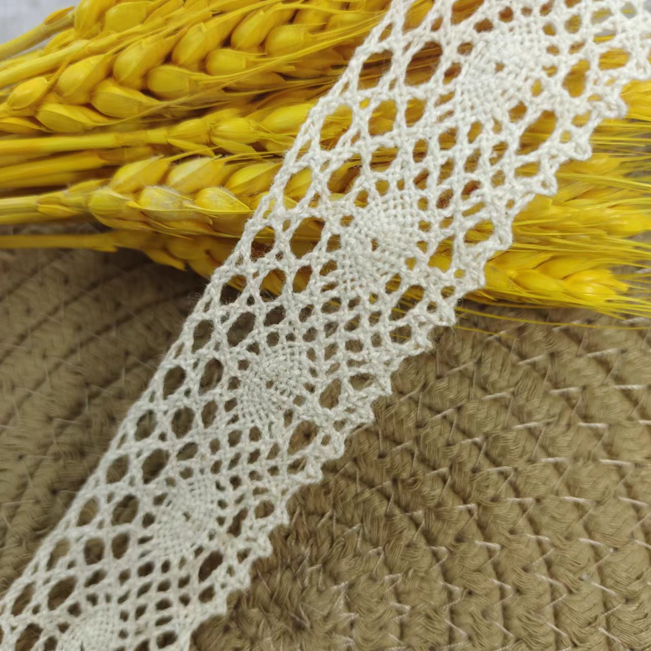 3.2cm衣服花边棉线蕾丝花边杏色批发厂家洛丽塔服装辅料量大价优