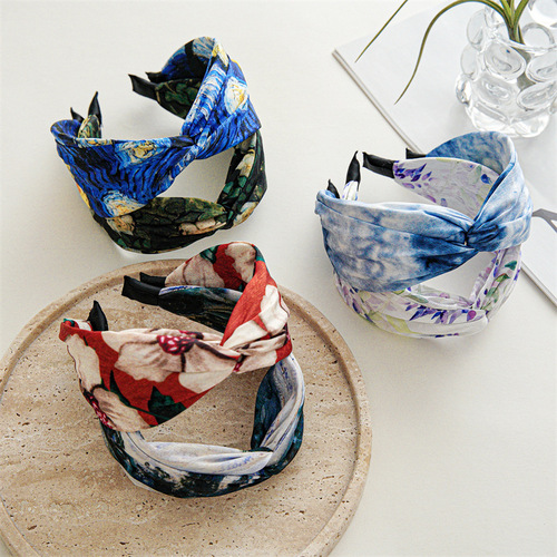 Summer new retro high skull cross headband oil painting version fashionable wide-brimmed versatile headband women's printed pressed hair accessories