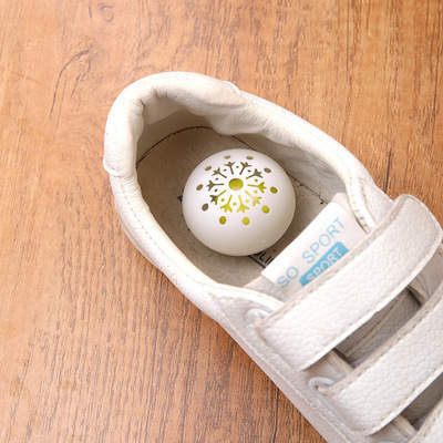 Shoe cabinet deodorizing ball to remove odor, sports shoes and socks to deodorize and absorb odor, long-lasting fresh deodorant wholesale